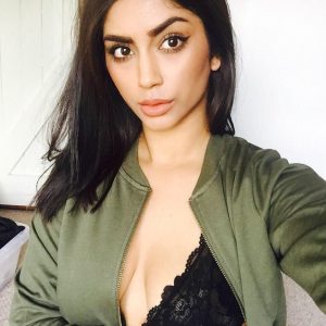Layla - rencontre-Naturiste-Saint-Denis