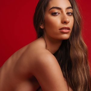 23 ans et je m’échauffe depuis que j’ai maillé Noura - rencontre-Teen-Carcassonne