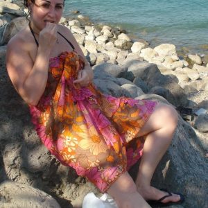 Elle peut vous faire passer des audits fiscaux ou des soirées torrides Mounia - rencontre-Libertine-Châteauroux